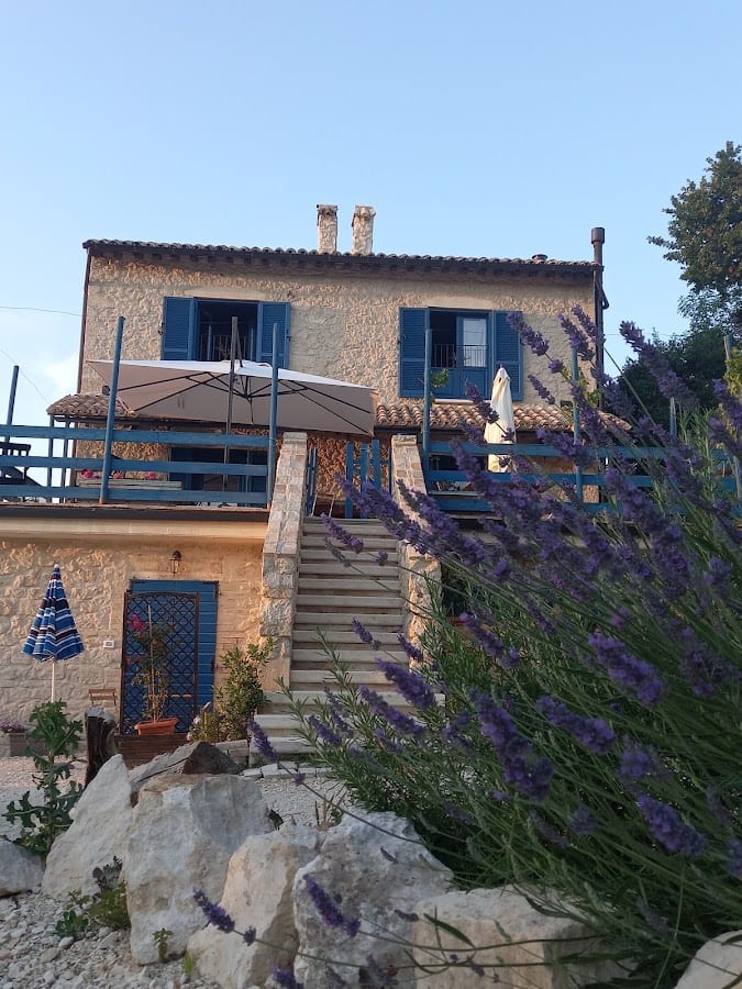 La casa dalle finestre blu B&B