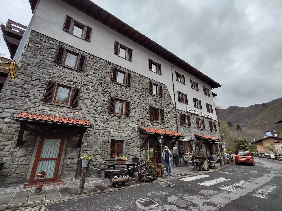 Albergo Ristorante Bar Sichi