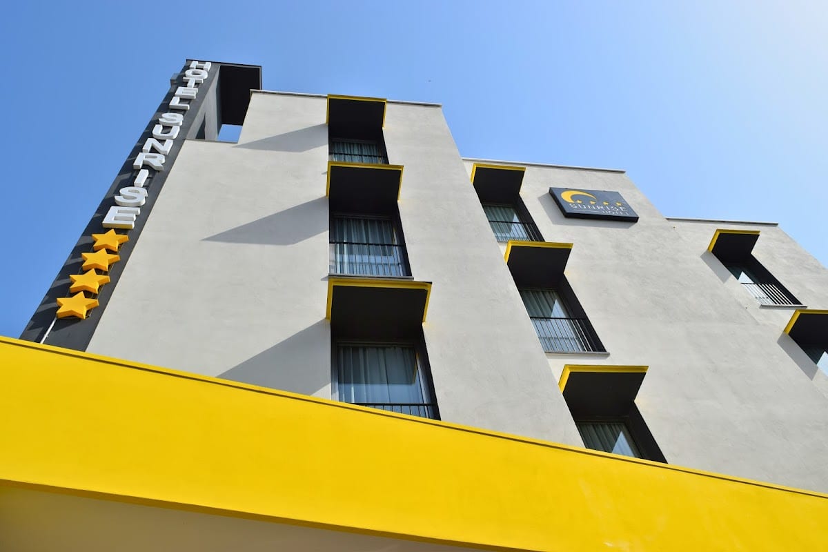 Sunrise Hotel