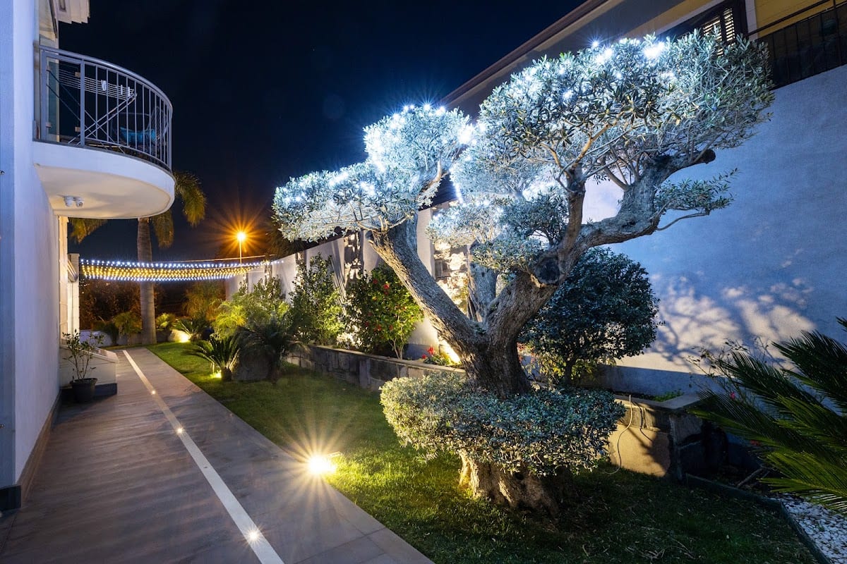 Zaffiro Lavico rooms Etna nature sea