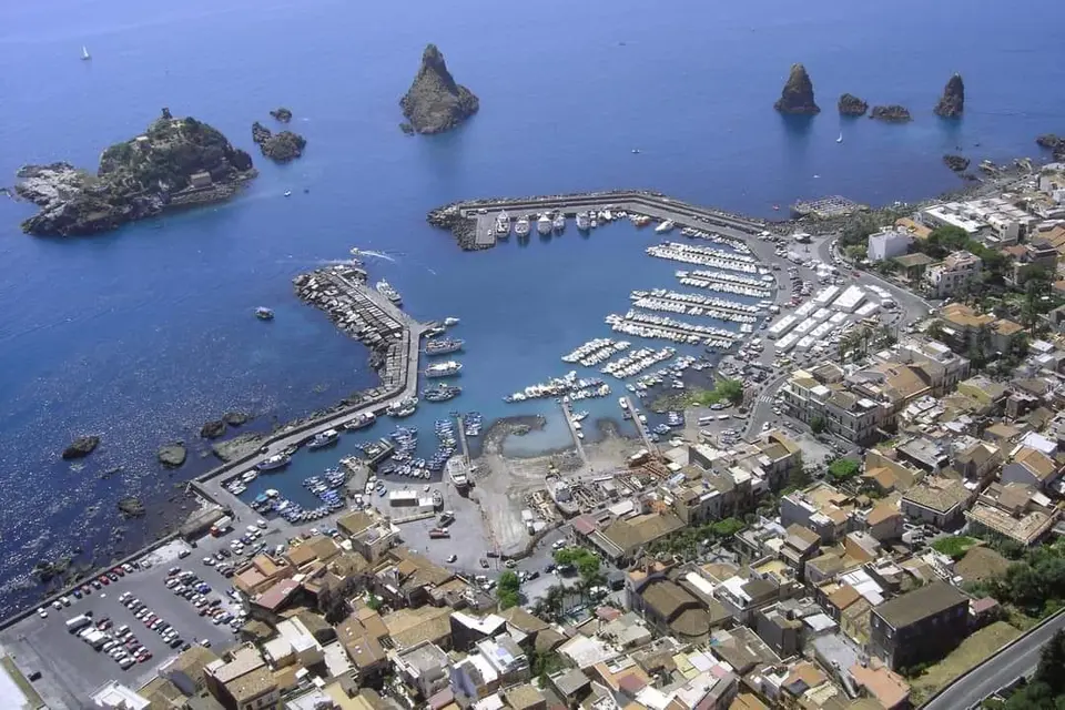 Aci Trezza La Cornera Appartamenti Lungomare