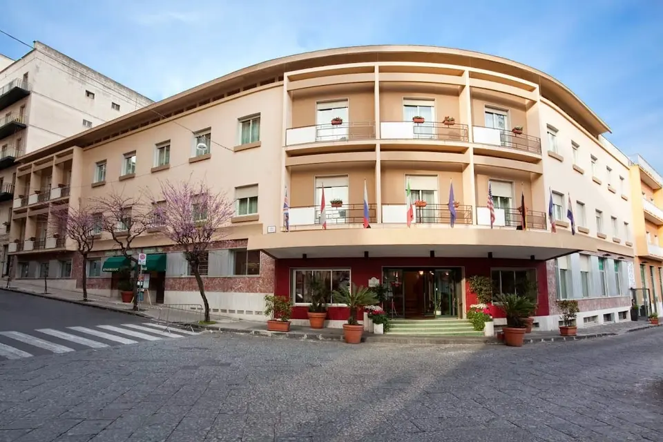 Grande Albergo Maugeri