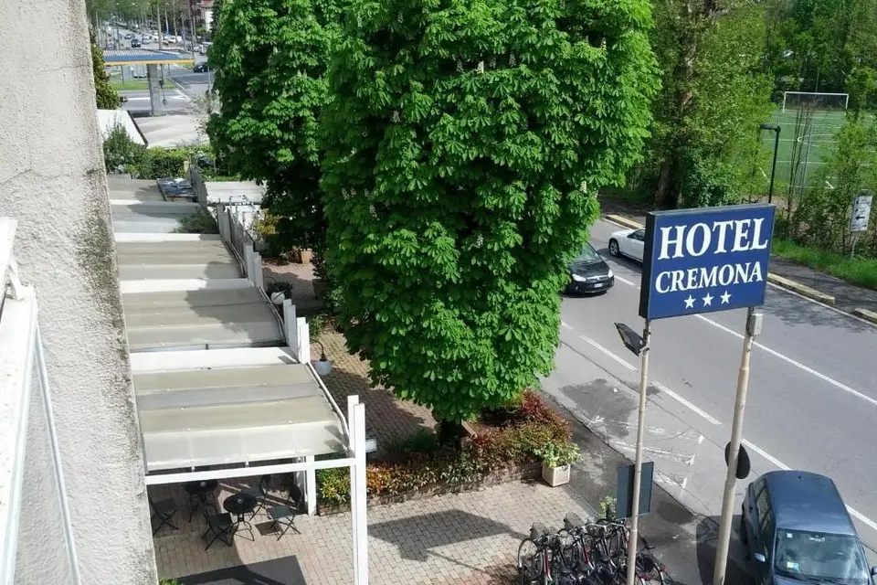 Hotel Cremona Di Lombardelli Carla