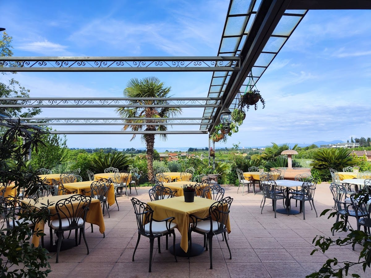 HOTEL La Dolce Vita
