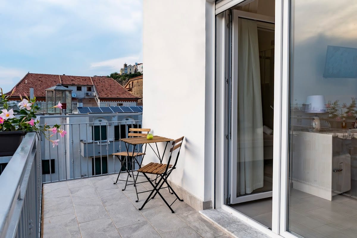 Quasi In Porto