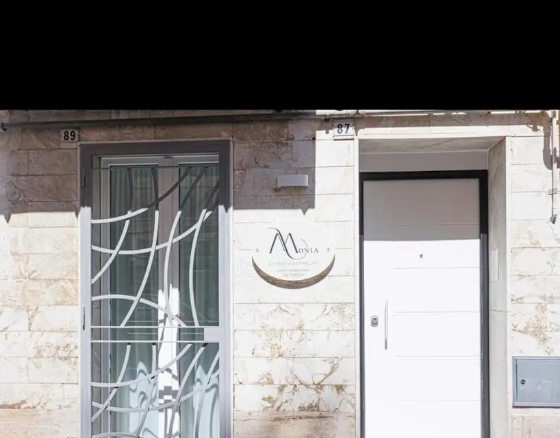 Monia rooms&hospitality