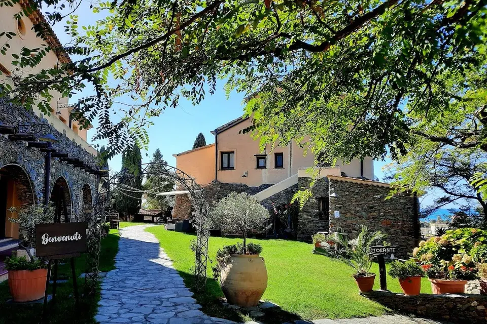 Il Borgo della Marinella