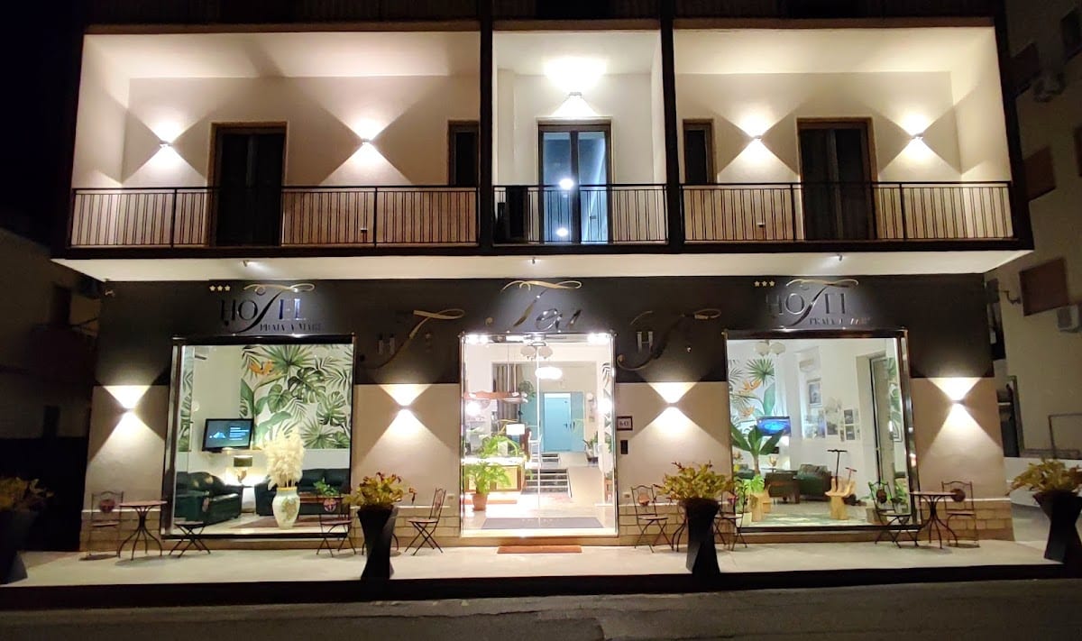 Hotel TEA Praia