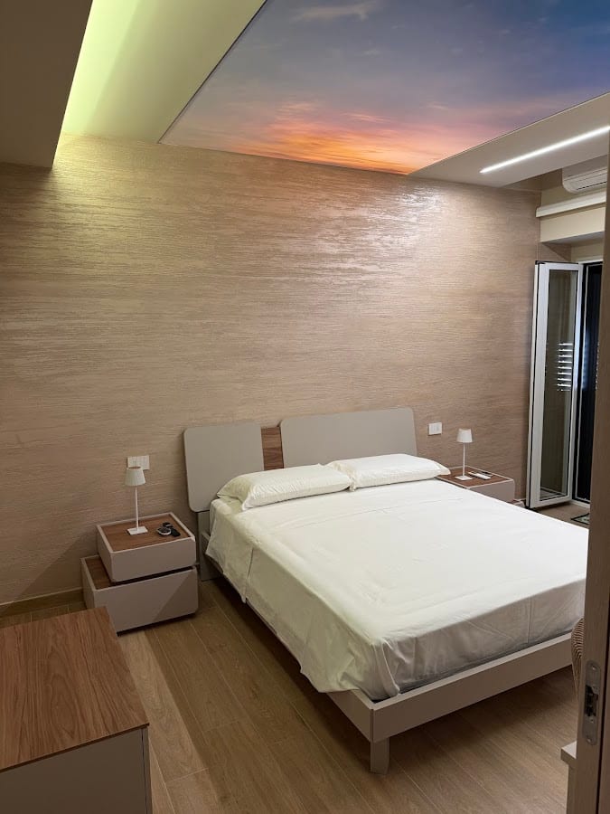 LUDOGA' LUXURY SUITE