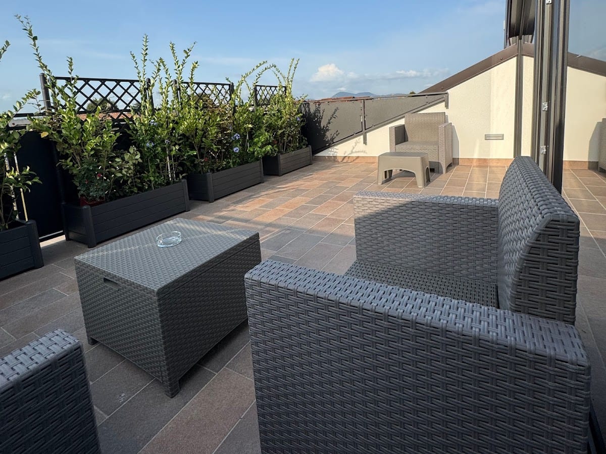 Aurora Rooms & Suite
