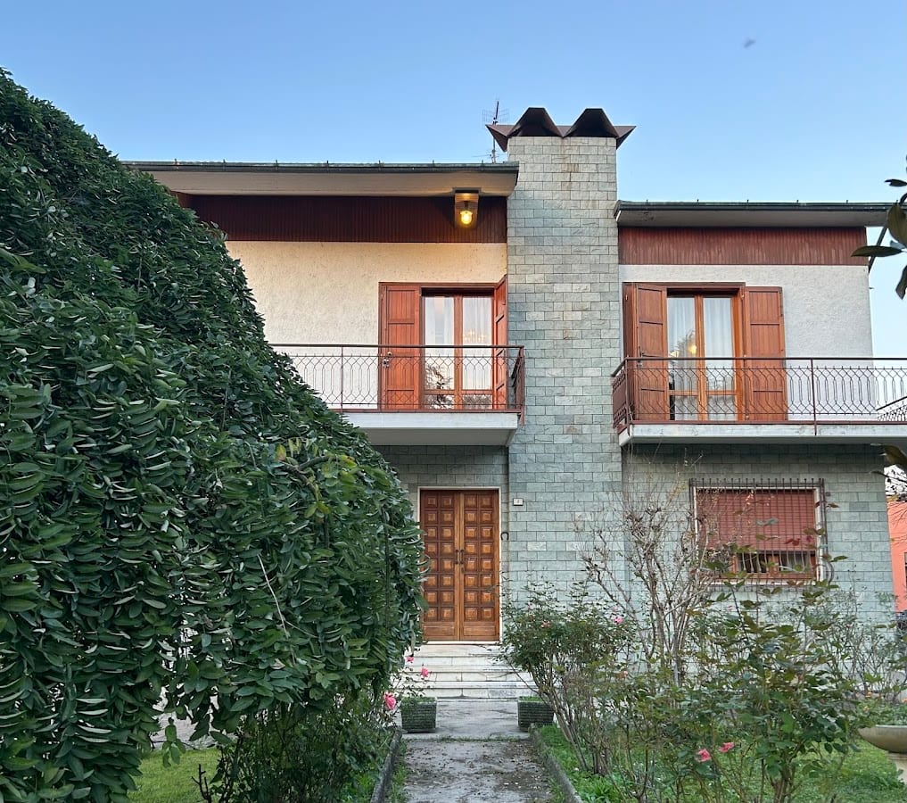 BORGO CAPRARI -affittacamere-