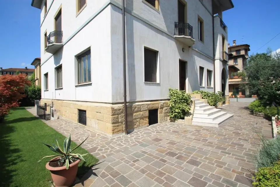 Stay Bergamo Guesthouse