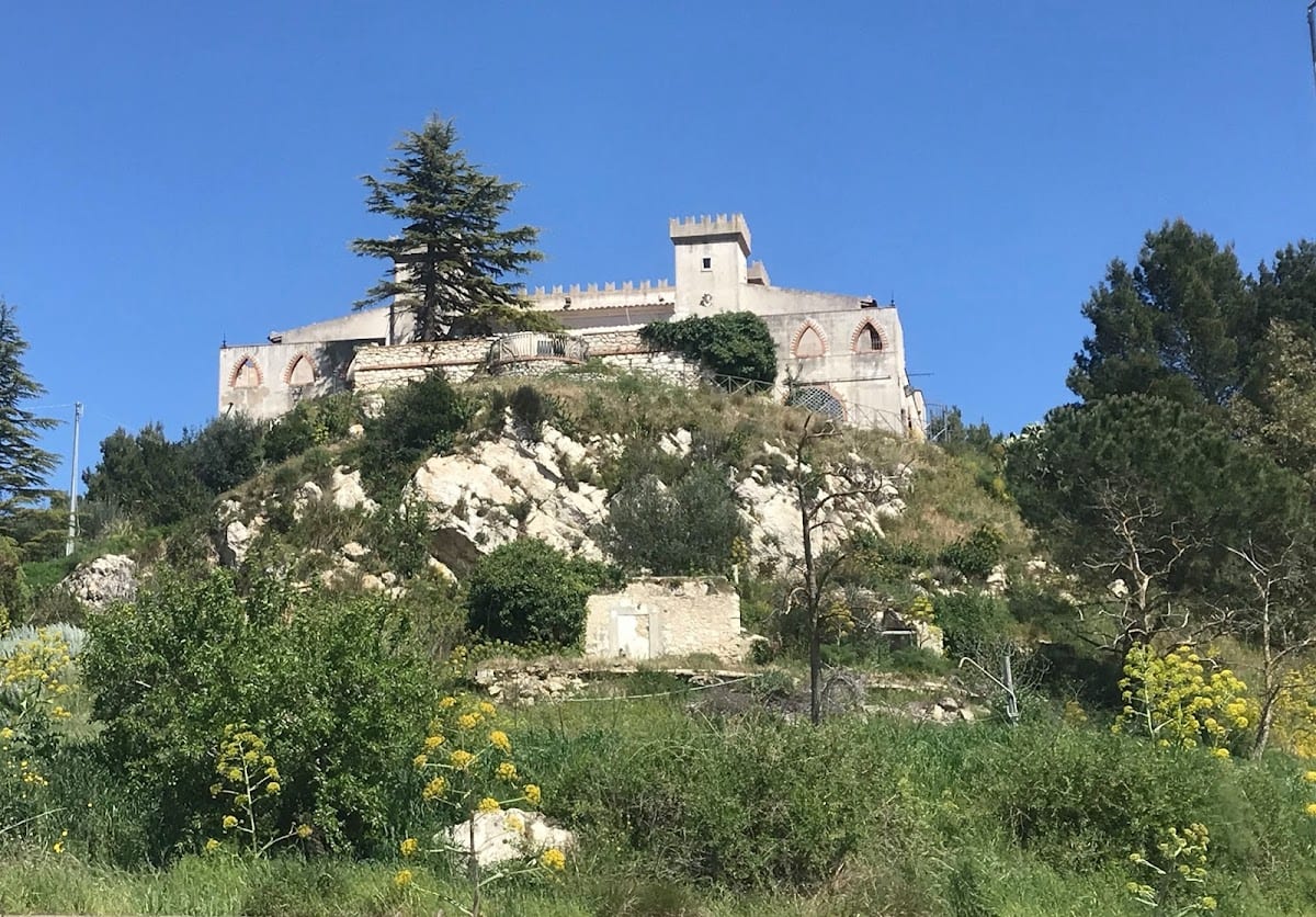 Castello Piraino