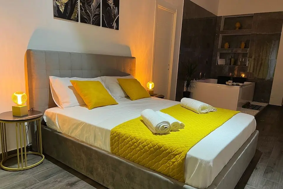 Fuddia Room & Suite