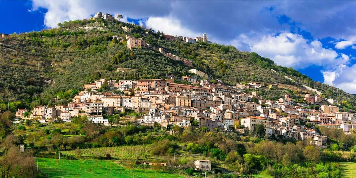 Accogliente Dimora nel Centro Storico di Alvito Dinamica Real Estate