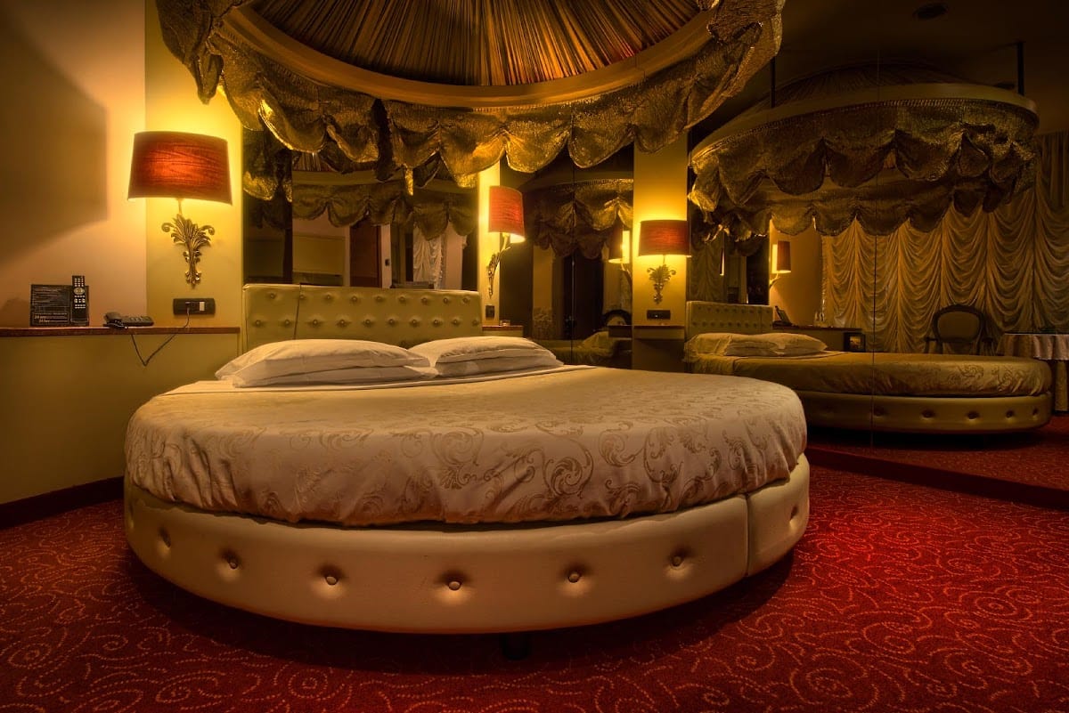 Hotel Motel K Suite a Tema & Wellness