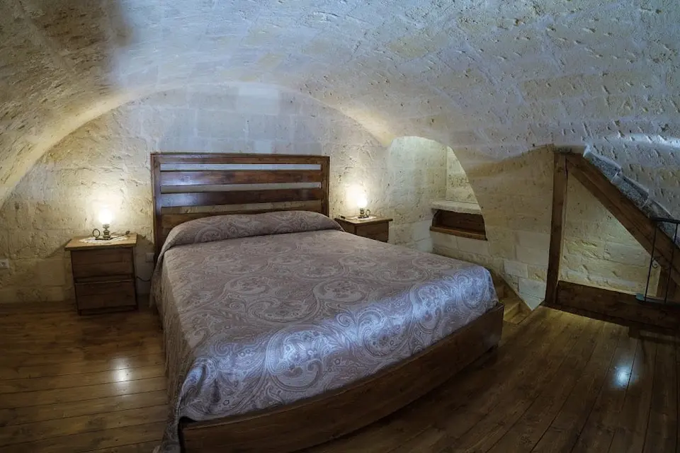ROBERTO's Guest House