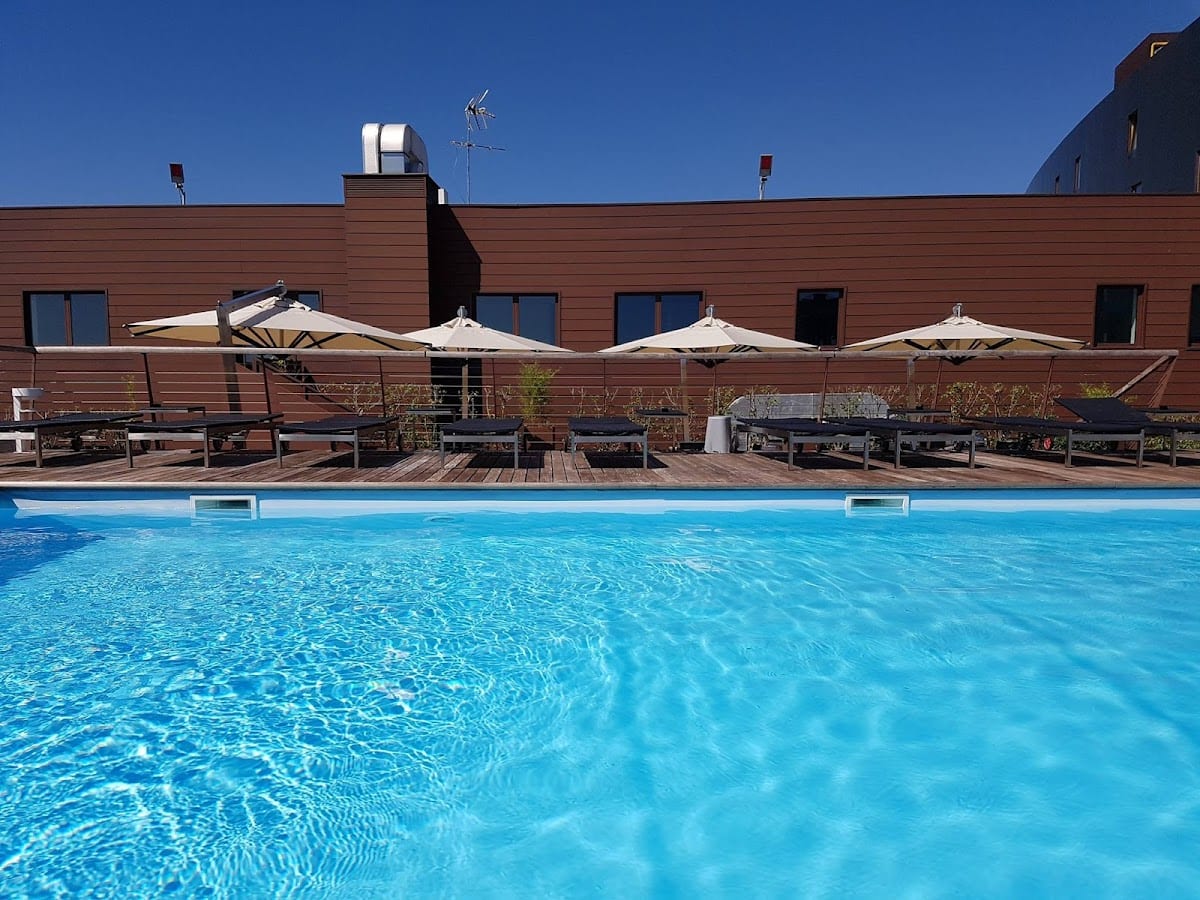 Base Hotel
