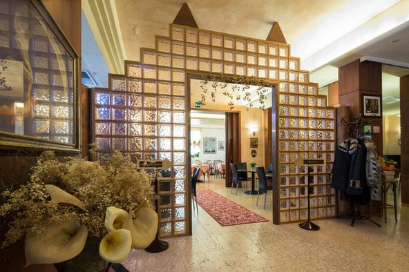 Alan Hotel