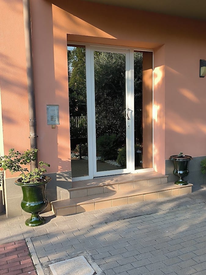 carla's house