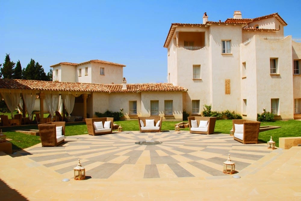 Hotel Tarthesh