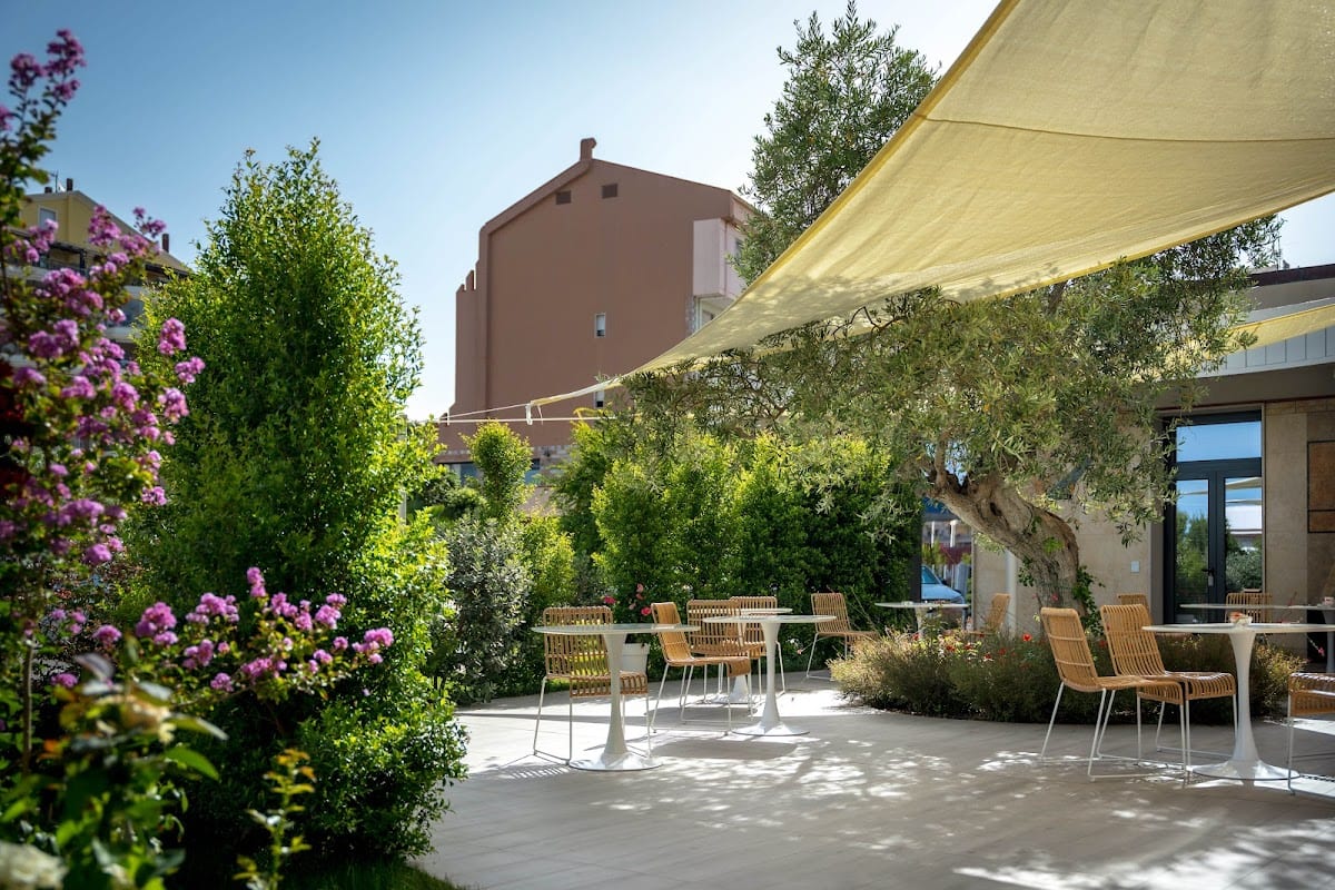 Hotel Carlo Felice