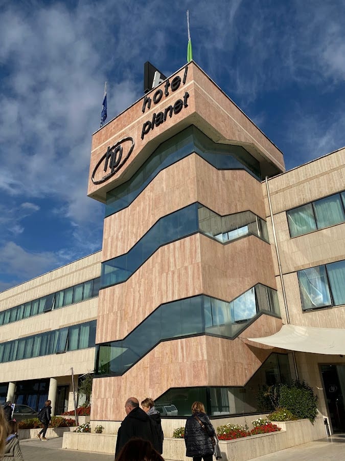 Hotel Planet International