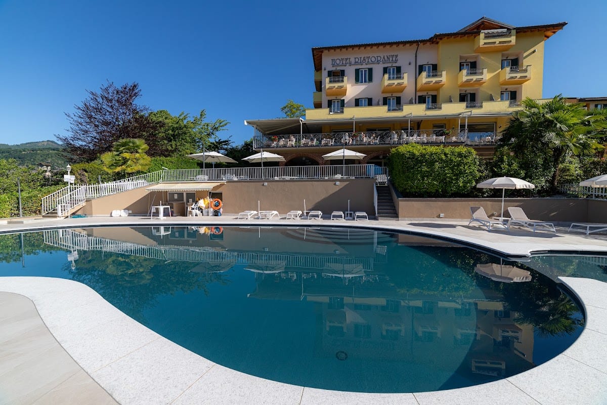 Hotel Ristorante la Bussola