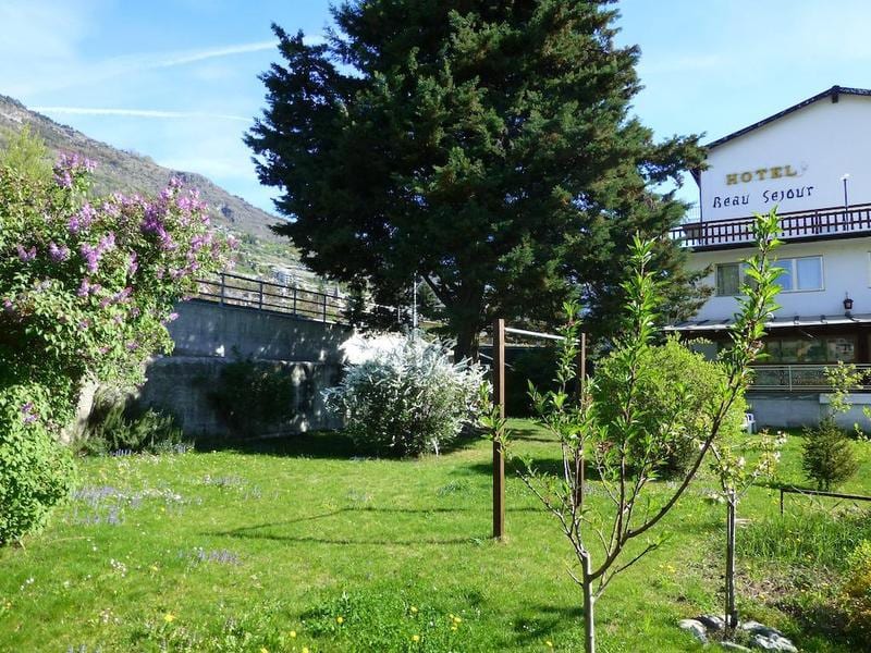 Beau Séjour Sarre