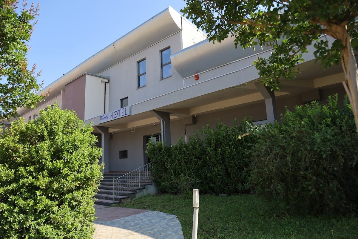 Family Center Hotel