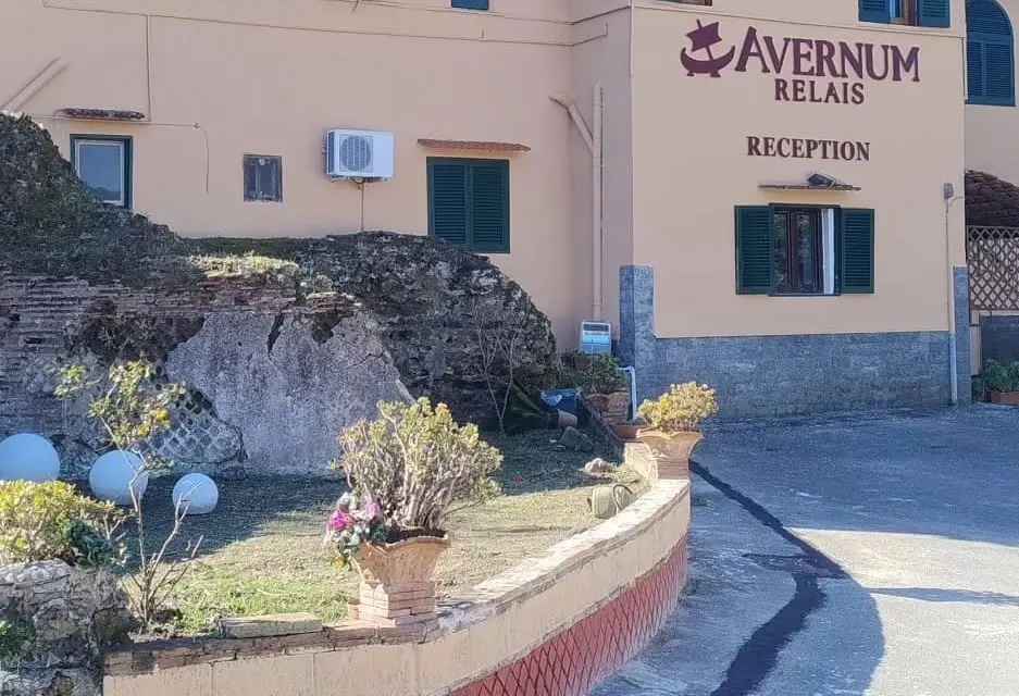 Avernum Relais