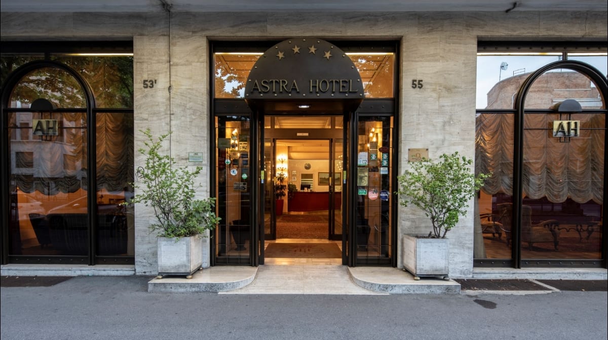 Astra Hotel