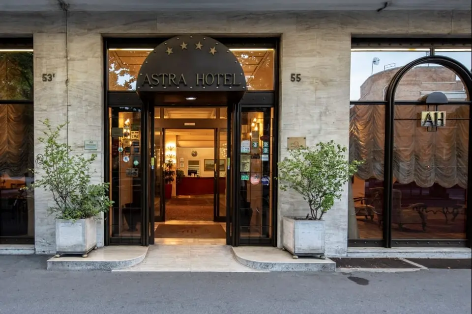 Astra Hotel