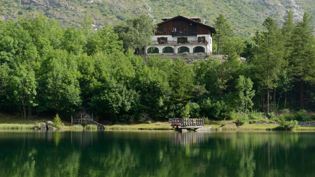 Chalet sul lago Hotel a Moncenisio -Piemonte-