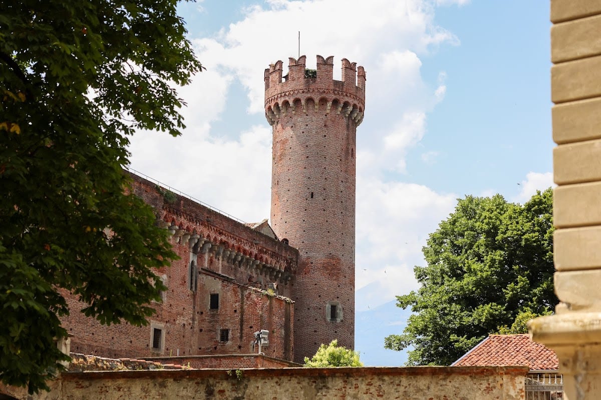Guest house "Borgo Yporegia"