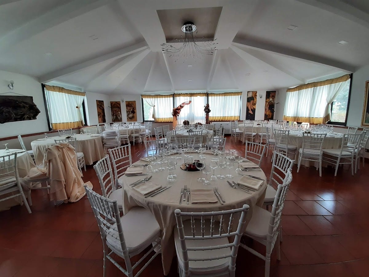 Complesso Turistico Latorraca - Ristorante Pizzeria B&B Pasticceria Bar Piscina