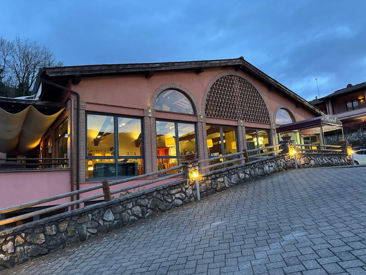 Meridiana Country Hotel