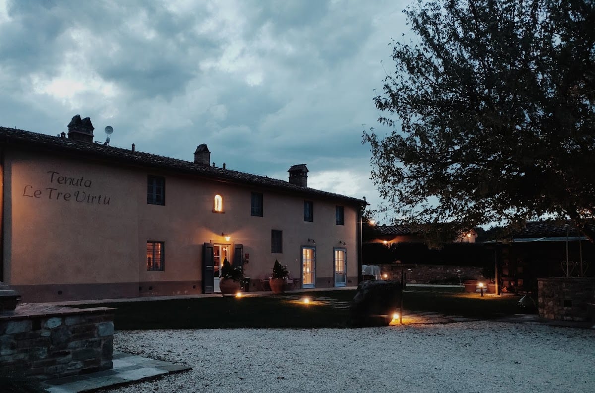 Tenuta Le Tre Virtù - Rooms & Organic Wine
