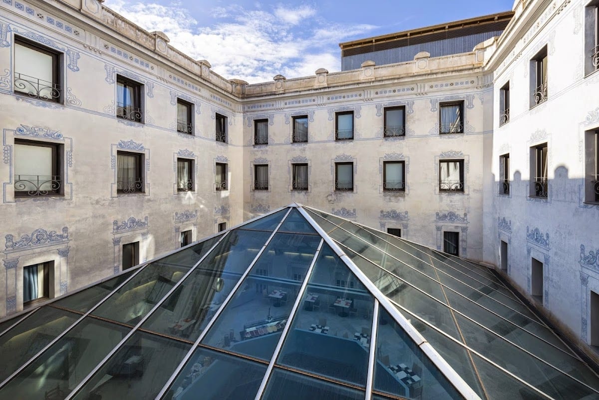 Oriente Atiram Hotels Barcelona