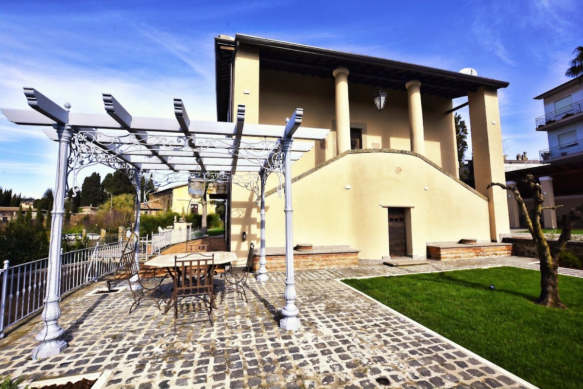 Corte Sospesa Guest House & Spa