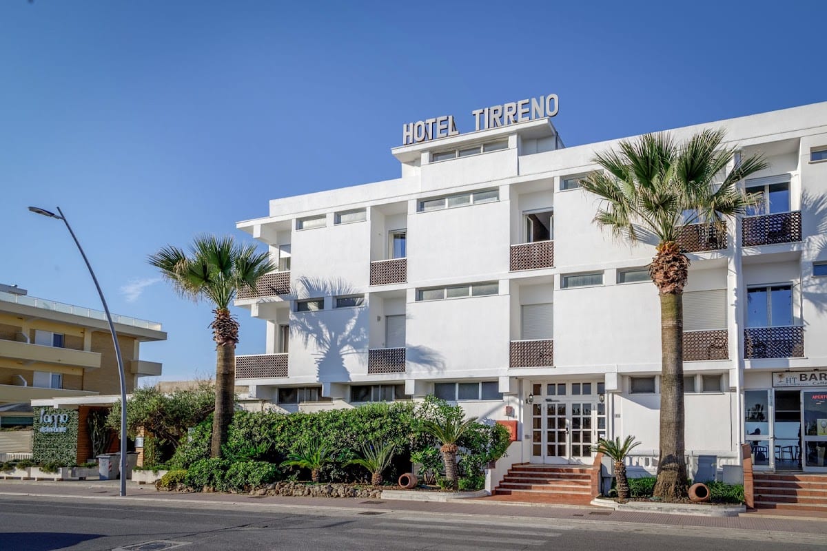 Hotel Tirreno