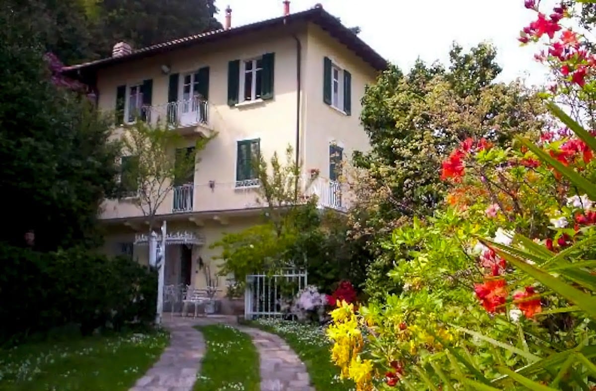 Le Orchidee del Lago Maggiore - La Ghirlandina B&B