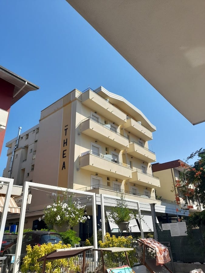 Hotel Thea