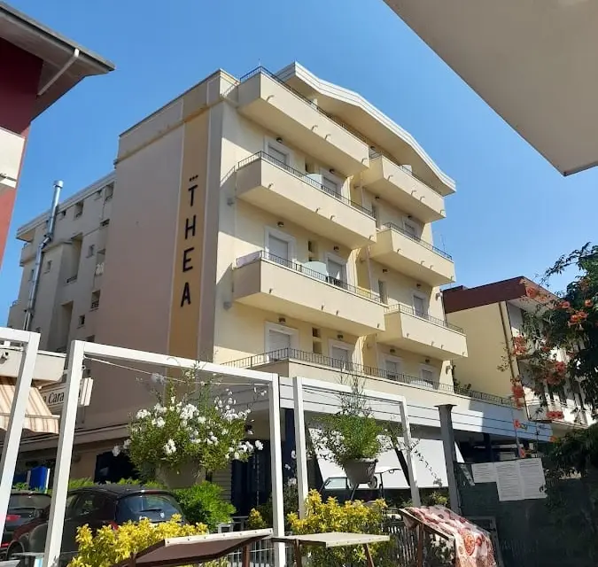 Hotel Thea