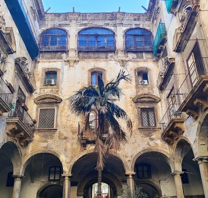 Ballarò Hotel