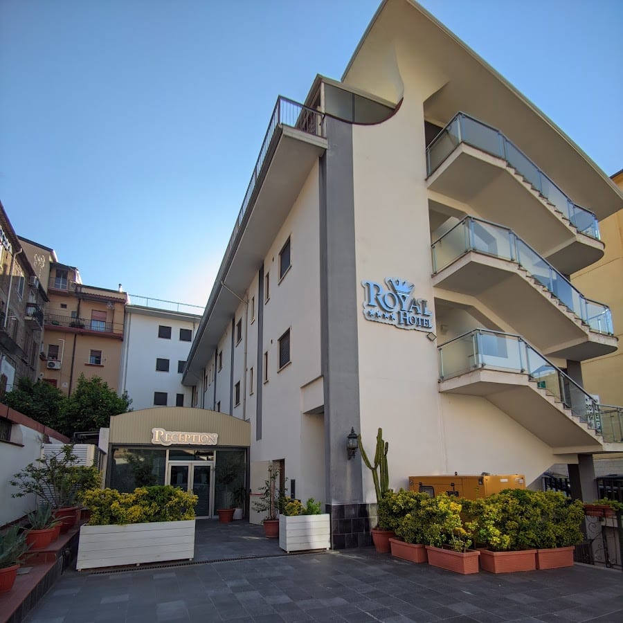 Royal Hotel