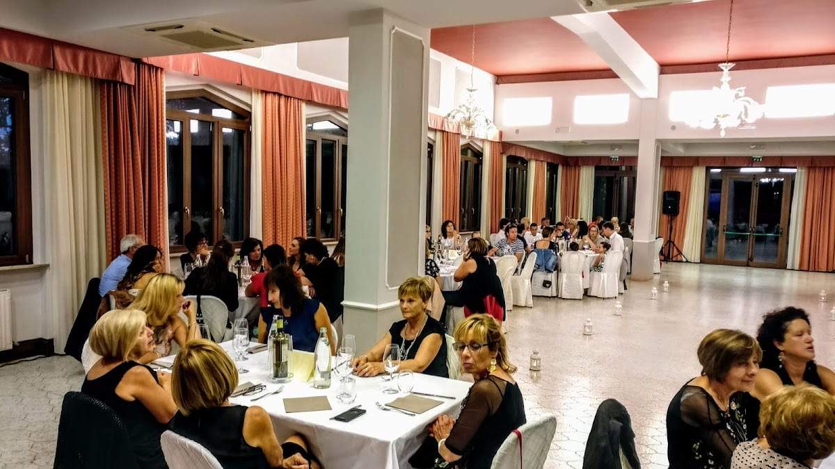 La Cantinella Restaurant-Hotel