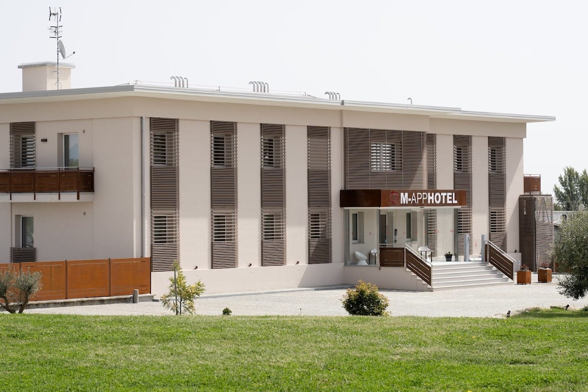 M-AppHotel