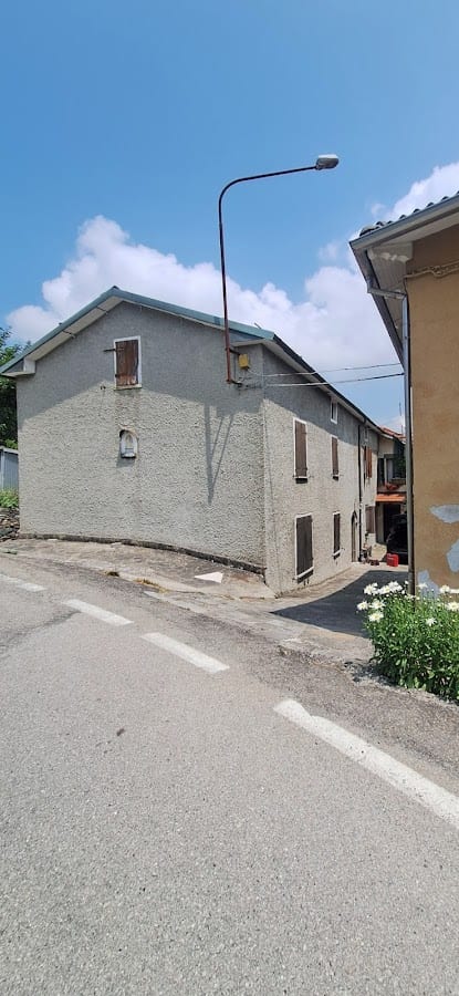 IL CORRIDORE - Piccolo Borgo Tralacosta