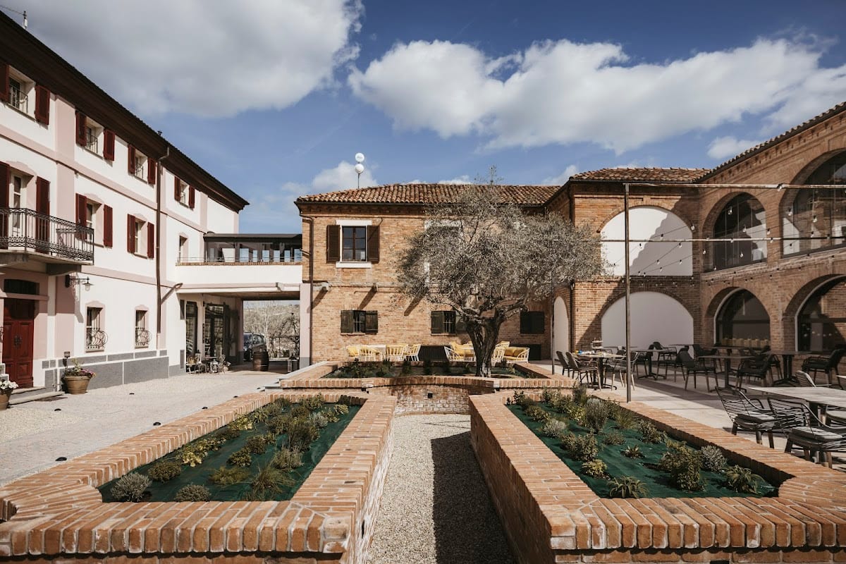 Almaranto Relais Boutique Hotel